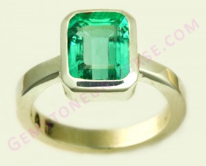 Natural Untreated Colombian Emerald of 1.72 carats Gemstoneuniverse.com