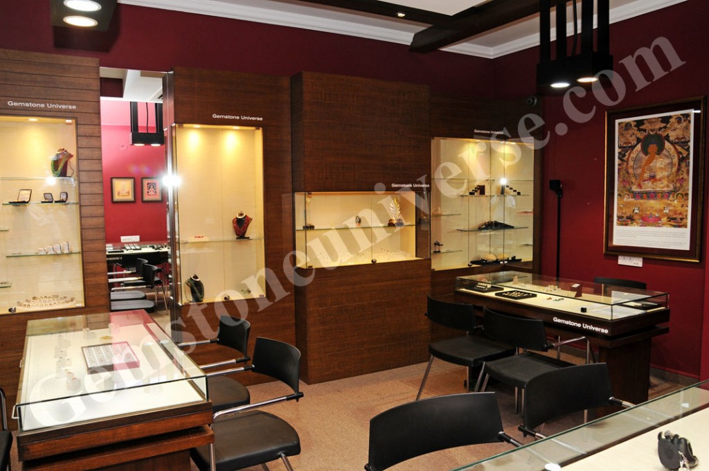 A section of the gallery showcasing fine untreated Gemstones from the best mines of the world under the august blessings of Ratna Sambhava.
