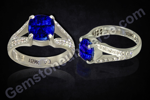 Blue Sapphire Diamond Ring from the Gemstoneuniverse signature collection