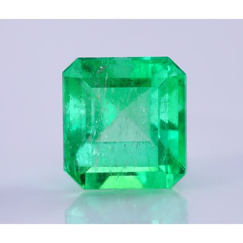 Buy Emerald Panna Gemstone Online in India at Best Price