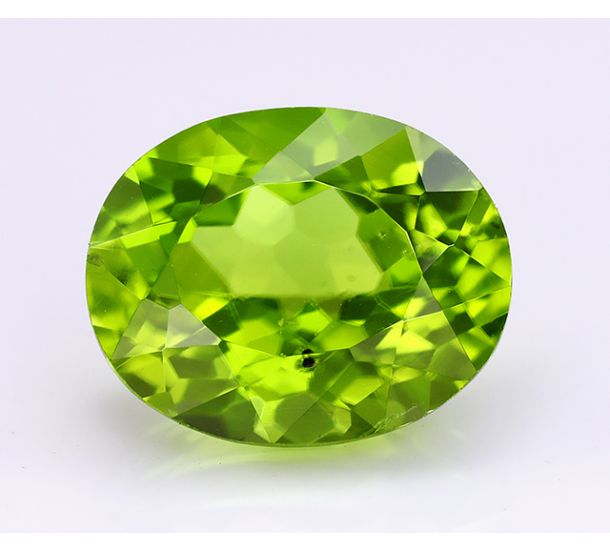 Buy the Finest Peridot on Planet earth Online at Gemstoneuniverse